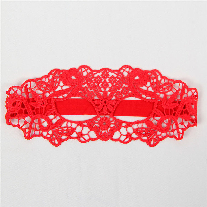 LUXURIOUS RED LACE EYE MASK